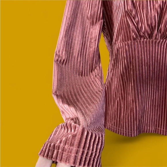 NIB Shein Ribbed Crush Velvet Ruffled Bust Top M - Picture 4 of 9